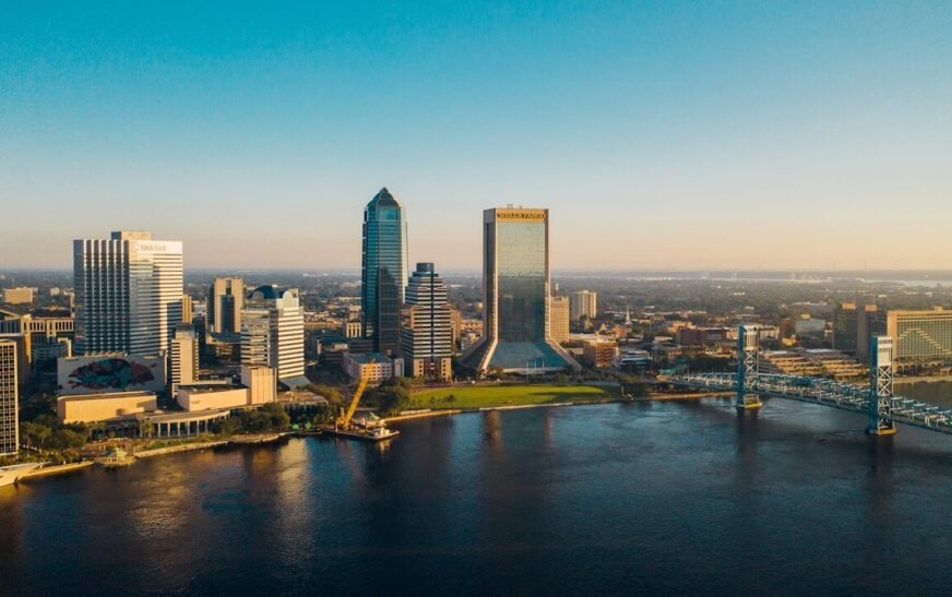 Cost of living in Florida in 2026: Rent, weather, costs, and top cities for renters