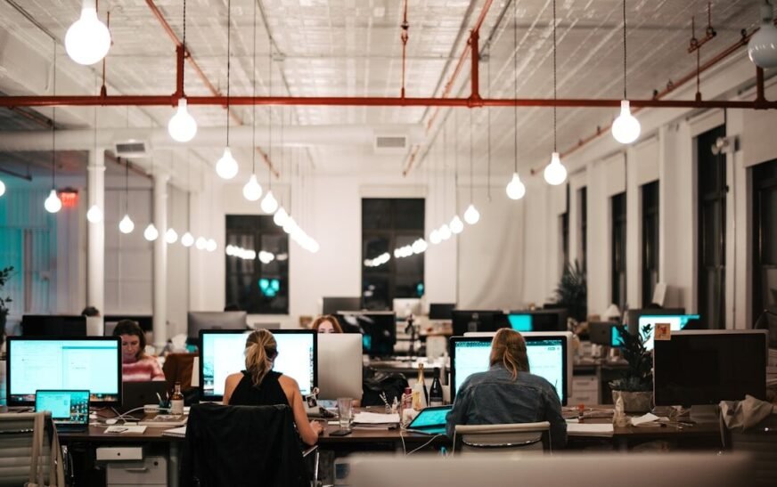 Oracle trims 710 California roles as industry pressure grows